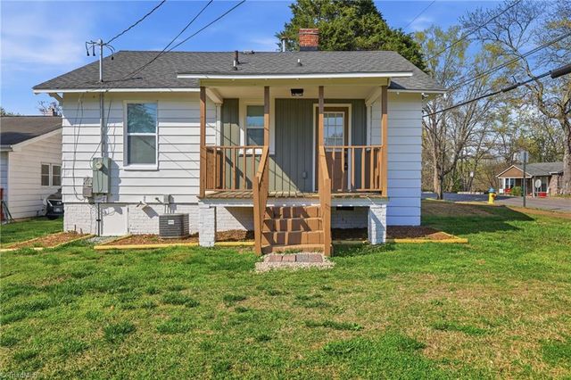 621 E A Street, Newton, NC 28658