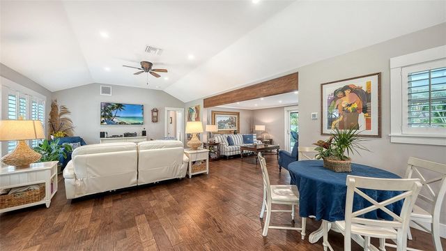 3606 PALONIA COURT, Sarasota, FL 34239