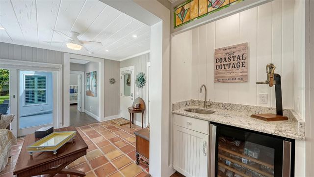 3606 PALONIA COURT, Sarasota, FL 34239