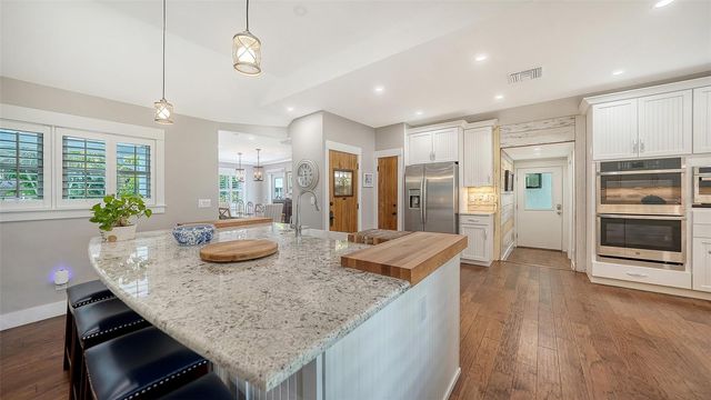 3606 PALONIA COURT, Sarasota, FL 34239