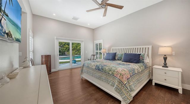 3606 PALONIA COURT, Sarasota, FL 34239