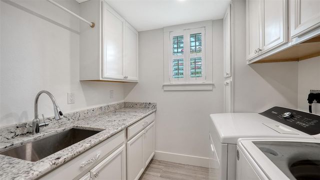 3606 PALONIA COURT, Sarasota, FL 34239