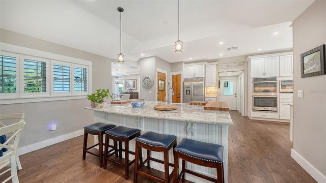 3606 PALONIA COURT, Sarasota, FL 34239