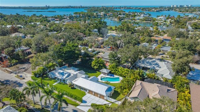 3606 PALONIA COURT, Sarasota, FL 34239