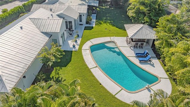 3606 PALONIA COURT, Sarasota, FL 34239