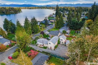 4715 N Island Drive E, Bonney Lake, WA 98391