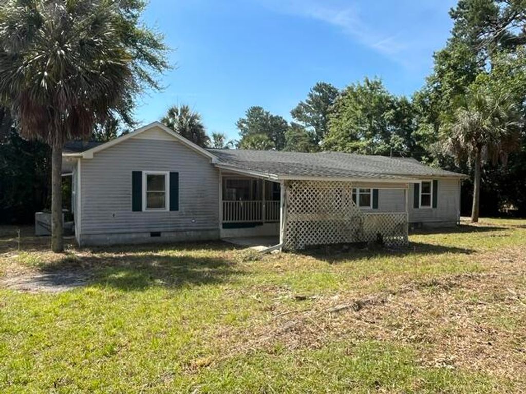 118 Autumn Lane, Moncks Corner, SC 29461