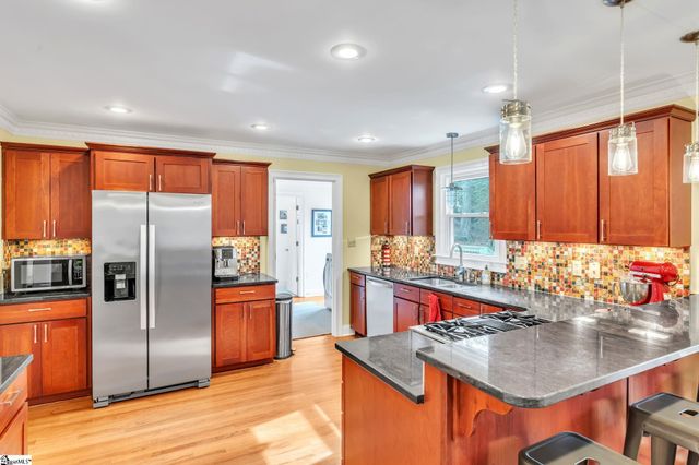 106 Scattershot Lane, Greer, SC 29650