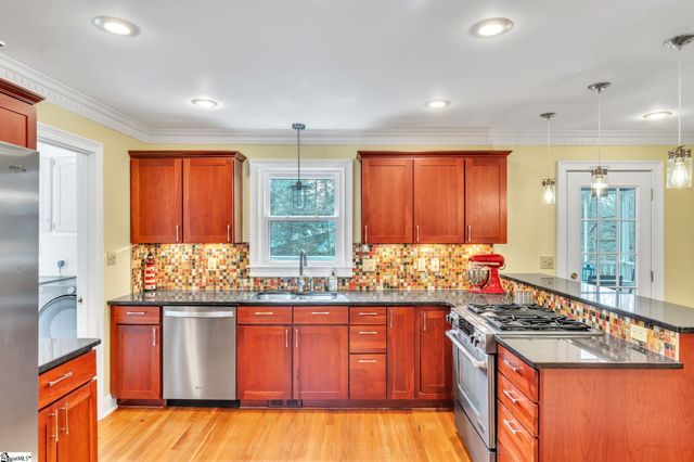 106 Scattershot Lane, Greer, SC 29650