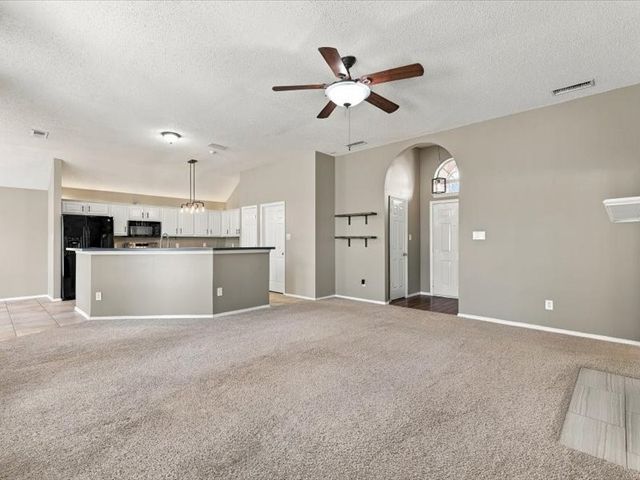3709 Staghorn Circle N, Fort Worth, TX 76137