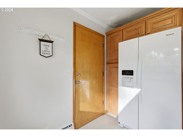 13657 Se SHERMAN Dr, Portland, OR 97233