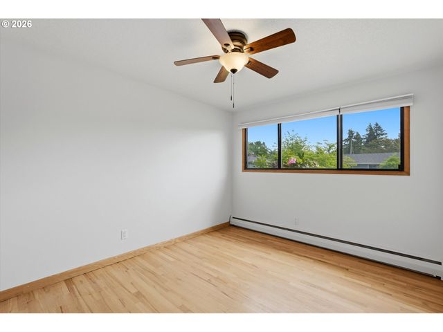 13657 Se SHERMAN Dr, Portland, OR 97233