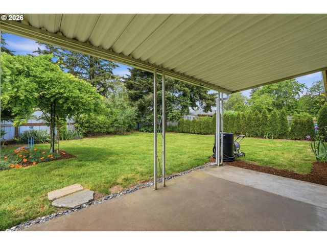 13657 Se SHERMAN Dr, Portland, OR 97233