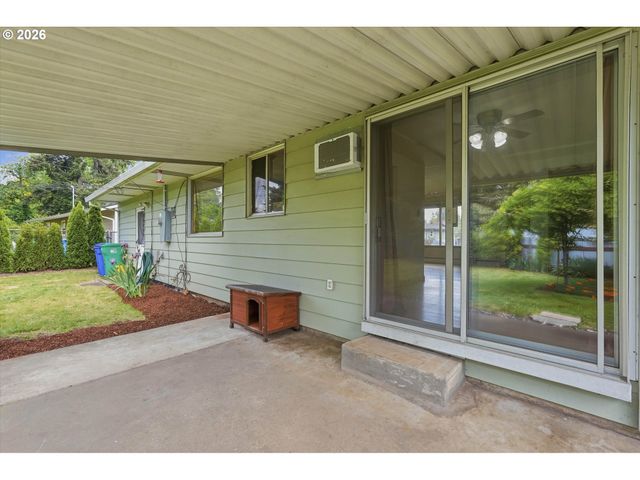 13657 Se SHERMAN Dr, Portland, OR 97233