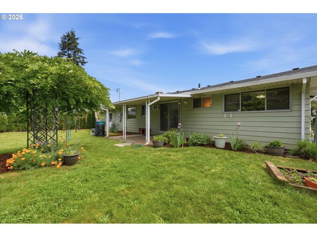 13657 Se SHERMAN Dr, Portland, OR 97233