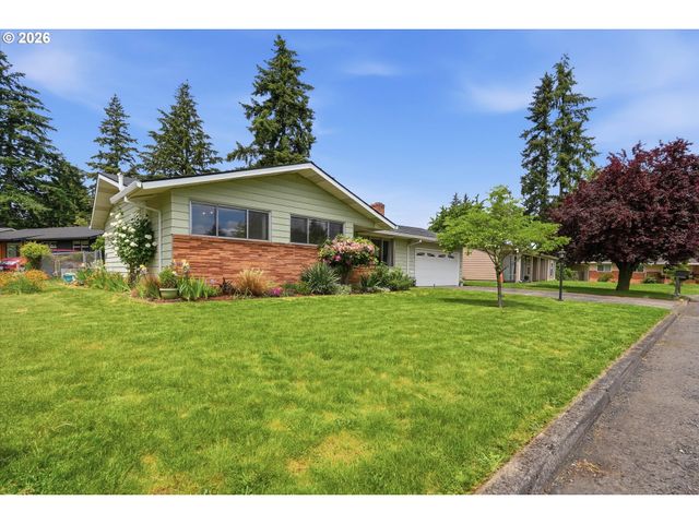 13657 Se SHERMAN Dr, Portland, OR 97233