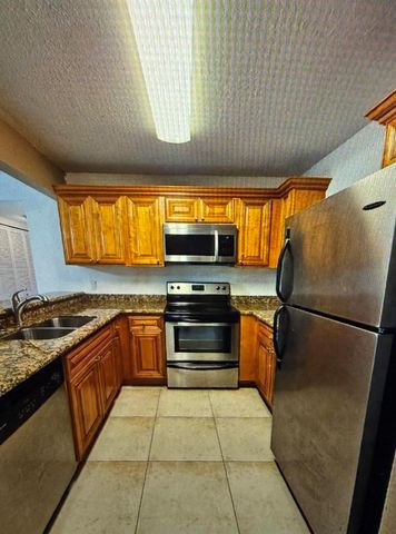 1661 Balfour Point Drive G, West Palm Beach, FL 33411