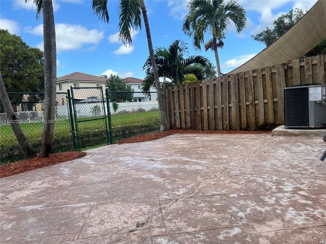 27510 SW 138th Path, Homestead, FL 33032