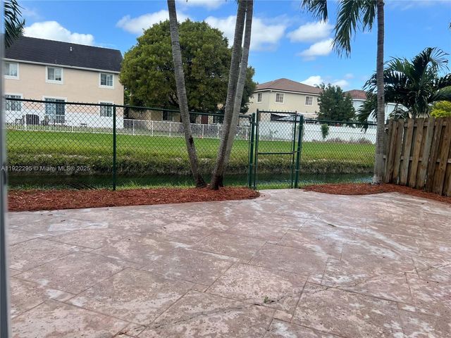 27510 SW 138th Path, Homestead, FL 33032