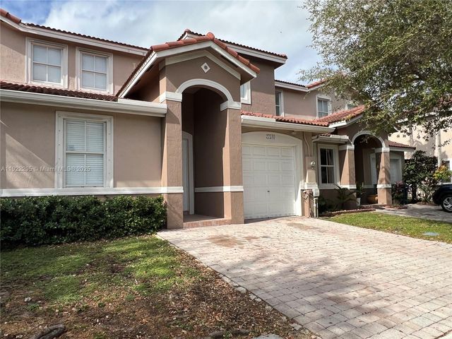 27510 SW 138th Path, Homestead, FL 33032