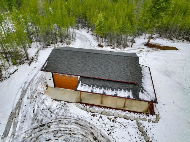 252 Doc Holliday Dr, Spirit Lake, ID 83869