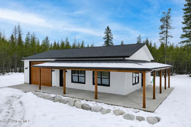 252 Doc Holliday Dr, Spirit Lake, ID 83869