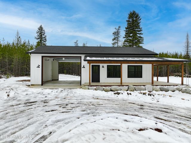 252 Doc Holliday Dr, Spirit Lake, ID 83869