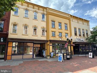 9 Loudoun Street 201, Winchester, VA 22601