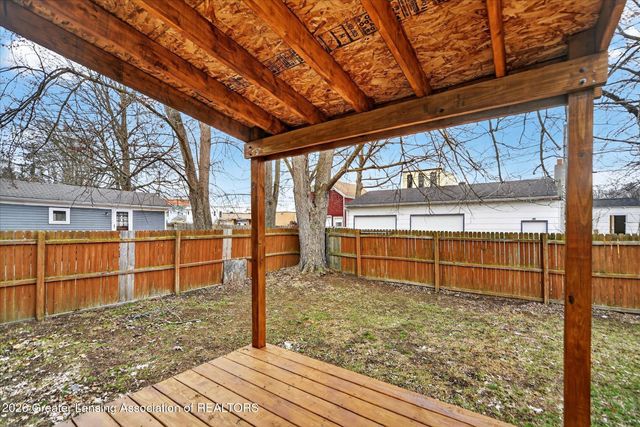 121 Armstrong Street, Leslie, MI 49251