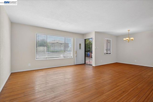 19762 Hathaway Ave, San Lorenzo, CA 94541