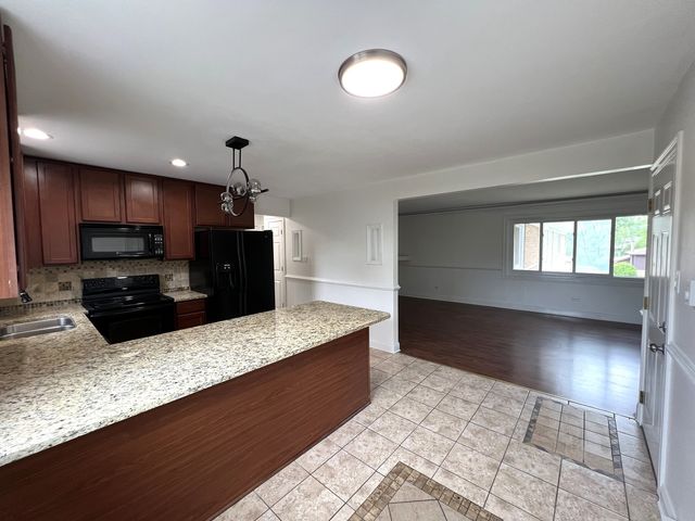 6842 W Lode Drive 3B, Worth, IL 60482