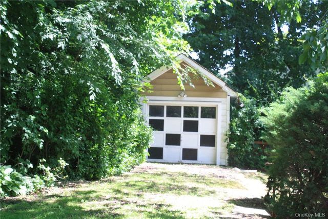 58 Pleasant Drive, Carmel, NY 10512