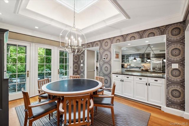 18 Richbell Road, Scarsdale, NY 10583