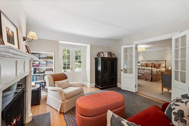 18 Richbell Road, Scarsdale, NY 10583