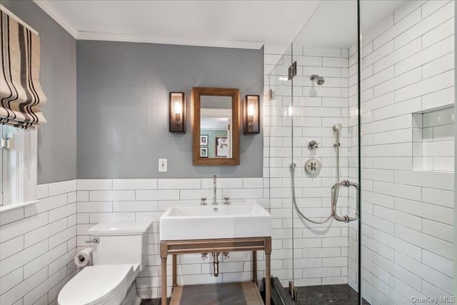 18 Richbell Road, Scarsdale, NY 10583