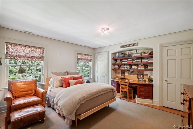 18 Richbell Road, Scarsdale, NY 10583