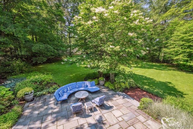 18 Richbell Road, Scarsdale, NY 10583