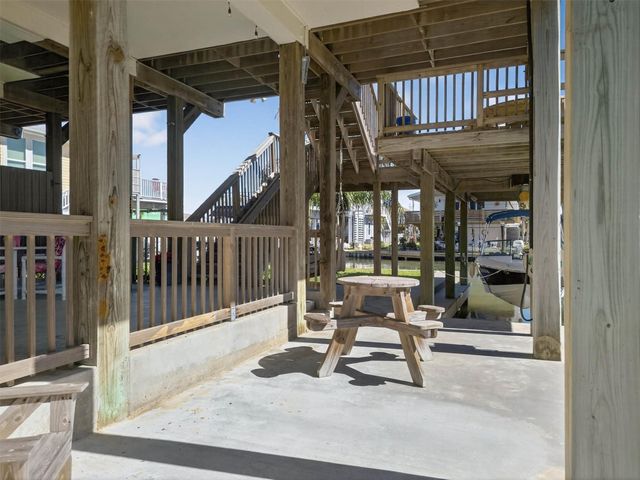 22019 Frio Drive, Galveston, TX 77554