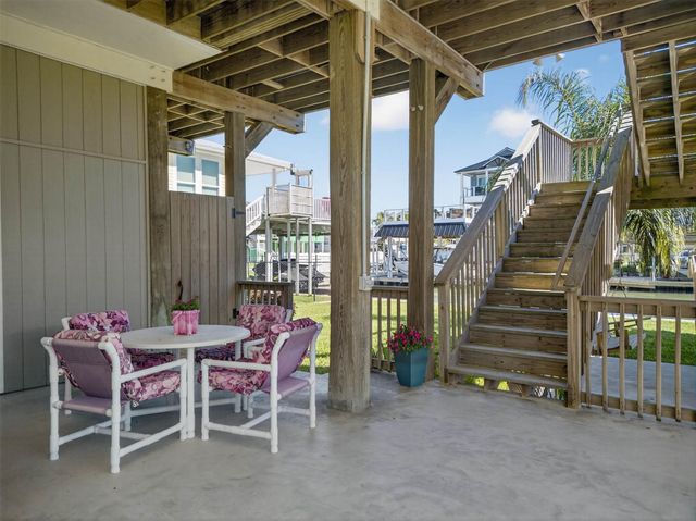 22019 Frio Drive, Galveston, TX 77554