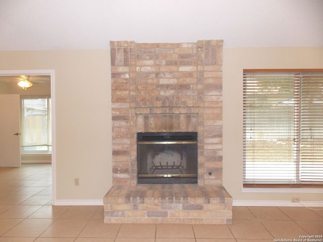 7427 Silent Path, San Antonio, TX 78250