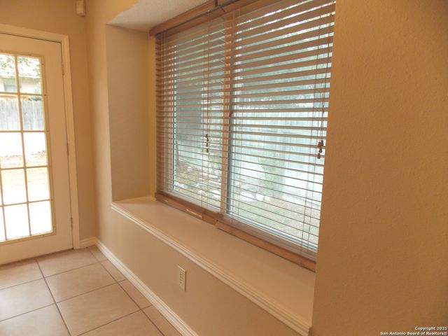 7427 Silent Path, San Antonio, TX 78250