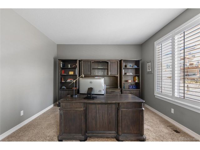 10148 Mockingbird Ln, Highlands Ranch, CO 80129