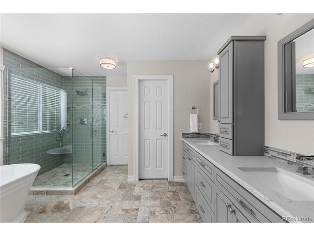 10148 Mockingbird Ln, Highlands Ranch, CO 80129