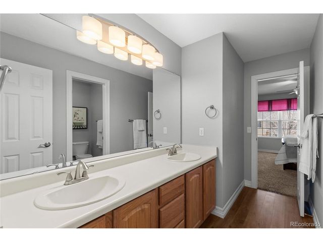 10148 Mockingbird Ln, Highlands Ranch, CO 80129