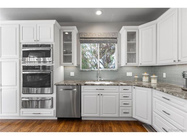 10148 Mockingbird Ln, Highlands Ranch, CO 80129