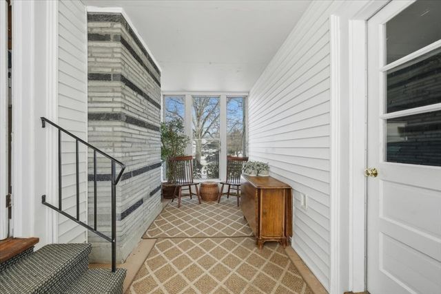 130 Braemoor Rd, Brockton, MA 02301