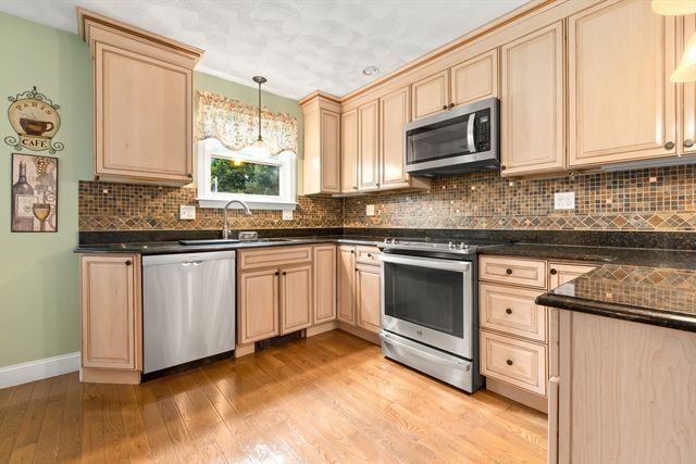 16 Adams St, Danvers, MA 01923