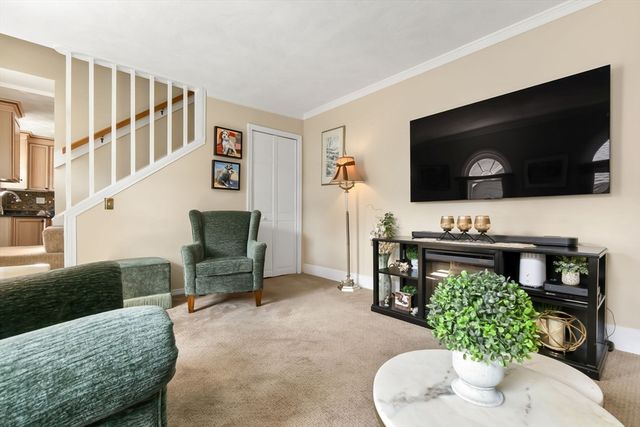 16 Adams St, Danvers, MA 01923