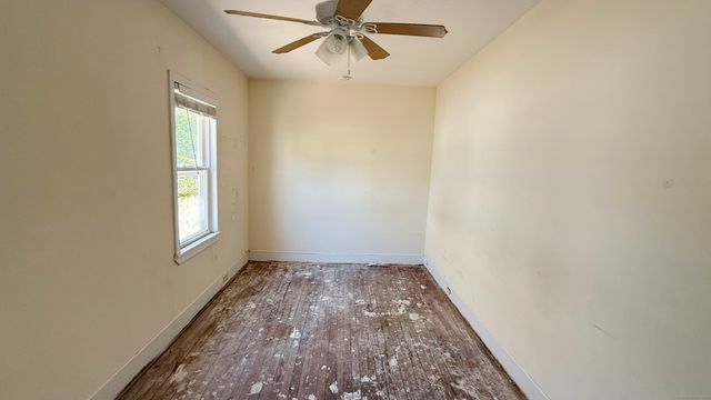 202 Goddard Avenue, Bridgeport, CT 06610