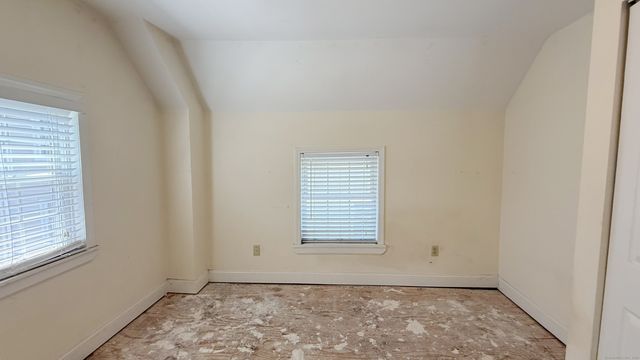202 Goddard Avenue, Bridgeport, CT 06610